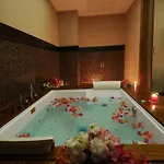 Gold 1 Bedroom Apartament